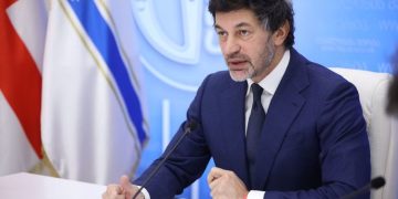 კალაძე:”ახლა ჩამოვედი მე აქ თბილისში და თაღლითურად მიწა მივიტაცე, მერე რა რომ 2 ბინა მაქვს, 3 მიწის ნაკვეთი რეგიონში..”