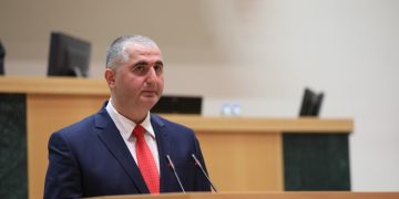 2022 წელს ბიუჯეტის დეფიციტის პარალელურად, შემცირდება მთავრობის ვალის მაჩვენებელი და ჩამოცდება მშპ-ს 48 პროცენტს – ფინანსთა მინისტრი