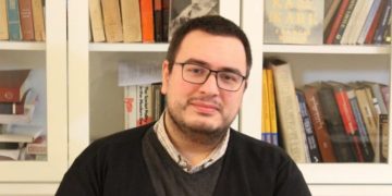 “ჩემში არანაირ სიმპატიასა და ნდობას არ იწვევენ უკრაინელი პოლიტიკოსები და მათ უკან მდგარი ოლიგარქები. თუმცა, სასიამოვნოდ გაკვირვებული ვარ…”-ლორთქიფანიძე