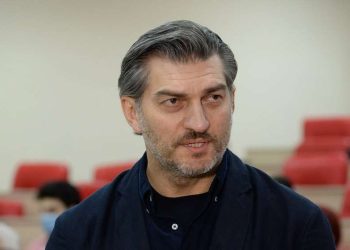 გუნდი, რომელიც ჩამოდის, პირველ რიგში, სტუმარია და აქ მოვიშველიებ ვაჟა-ფშაველას – ყაველაშვილი