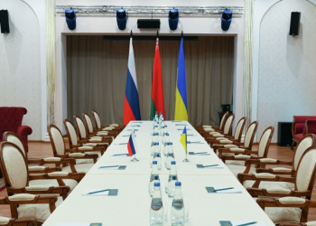 უკრაინასა და რუსეთის დელეგაციებს შორის მოლაპარაკებები დაიწყო