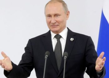 პუტინმა პოროშენკოს პოლიტიკური თავშესაფარი შესთავაზა