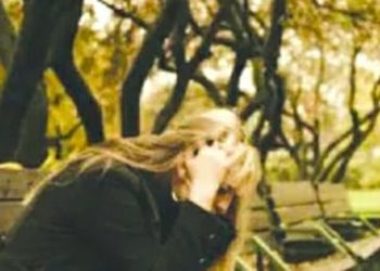 “დედაჩემი ნირიახა ქალია, საზიზღარი დასანახია, მარტო ჭამა აინტერესებს – მეშინია, მეც ეგეთი საზიზღრობა არ გავხდე” – წერილი სოციალური ქსელიდან