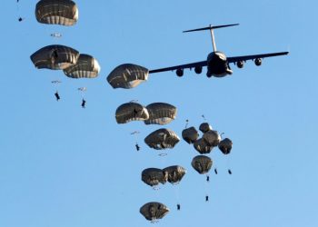 რუსული დესანტი კიევში დაშვებას ცდილობს