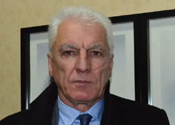 „მამა! არ დანებდე! იბრძოლე!“- კოვიდინფიცირებული თამაზ მეჭიაური საავადმყოფოში გადაიყვანეს