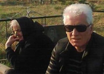 „როგორ გინდა უთხრა.. თამაზის ძმა ახლახან  მიაბარეს მიწას“ – თამაზ მეჭიაურის დედამ ჯერ არ იცის, რომ მეორე შვილიც აღარ ჰყავს