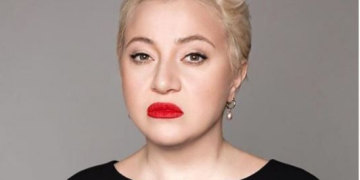 “არ მაქვს ძალა ვთქვა ქართული სადღეგრძელო. ისევ შევბრუნდები ნიკოლაი სასწაულმოქმედის ხატისკენ..”-მომღერალი თეონა კონტრიძე