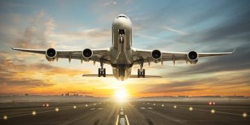 ავიაკომპანიები უკრაინიდან ფრენებზე დაზღვევის საფასურის შემოღებას გეგმავენ