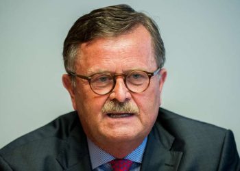 მსოფლიოს ექიმთა ასოციაციის ხელმძღვანელი 18 წელს ზემოთ ასაკის ადამიანებში სავალდებულო ვაქცინაციის შემოღების ინიციატივით გამოდის