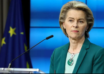 უკრაინაში თუ შეიჭრება, რუსეთი, შესაძლოა, ფინანსურ ბაზრებს გამოეთიშოს – ურსულა ფონ დერ ლეიენი