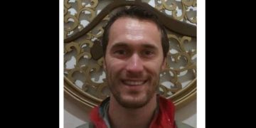 მესამე დღეა, თბილისში აშშ-ის მოქალაქეს ეძებენ