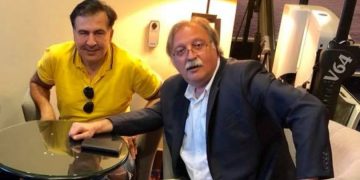 რადიკალური განსხვავებაა იმ მიხეილ სააკაშვილს, რომელიც პირველად შესვლისას ვნახე და დღევანდელს შორის – გრიგოლ ვაშაძე