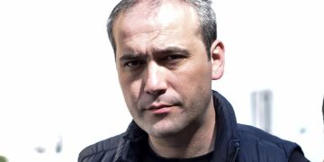 თურმე ნებისმიერ ადამიანს შეუძლია.. ირაკლი ღარიბაშვილის მეზობლად ვითხოვ მიწას – ზვიად კუპრავა