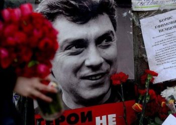 “ნემცოვს სიკვდილამდე FSB-სთან დაკავშირებული აგენტი უთვალთვალებდა,სავარაუდოდ იგივე პირი, მონაწილეობდა ალექსეი ნავალნის, ვლადიმერ ყარამურზასა და დიმიტრი ბიკოვის მკვლელობის მცდელობებში”