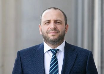 რუსეთთან მოლაპარაკებებში მონაწილე უკრაინის დელეგაციის წევრი მოწამლეს