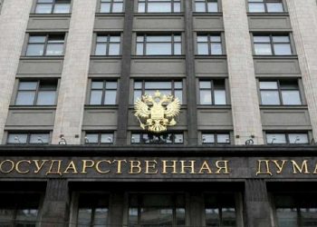 რუსეთი ფინანსისტებს ქვეყნის დატოვების უფლებას კანონით უზღუდავს