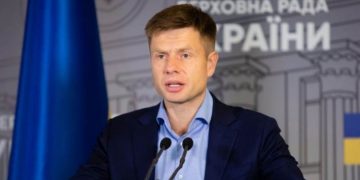 ან დაიძინებს და ვეღარ გაიღვიძებს, ან ღიად ესვრიან, პუტინმა თავადაც კარგად იცის და ბუნკერში ძალიან ეშინია – გონჩარენკო