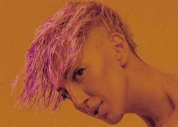 “არ მიყიდით რუსებს სახლები, მიწები, ბიზნესები…  პანიკურად ჯავშნიან საქართველოს ყველა რეგიონში სასტუმროებს, სახლებს” – ანა ჯაფარიძე