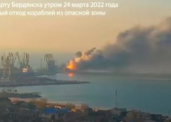 (ვიდეო) – როგორ იწვის რუსული გემები – “სულ 4 ჰყავთ ამ კლასის და ორი მორჩა იქედან” – უჩა აბაშიძე