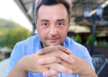 „თბილისში 1 კვ. მეტრი ფართი საშუალოდ 800 დოლარი აღარასოდეს აღარ ეღირება“ – რას წერს ოთო აბესაძე