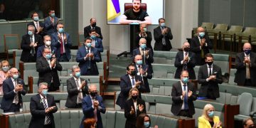 “ხშირად ამბობენ, რომ დაუსჯელი ბოროტება უკან ბრუნდება” – ზელენსკი ავსტრალიის პარლამენტს