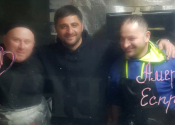 მაშინ როცა აქ ვიღაცეები ბღენძით სკდებიან, ქართველი ემიგრანტები პურს აცხობენ და უკრაინელებს უფასოდ ურიგებენ! – ბესო ჩუბინიძე