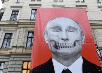 “ეს არის პოლიტიკაც და მარკეტინგიც, ცუკერბერგი გაცილებით კარგად გრძნობს ამას, ვიდრე ბევრი სქელკანიანი პოლიტიკოსი” – კოკი იონათამიშვილი