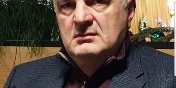 “ვინ აძალებს ზელენსკის საქართველოს საშინაო საქმეებში აფათუროს ხელი ?”– დავით ქანთარია