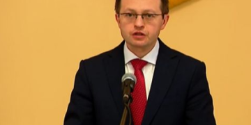 არ უნდა გააკეთოთ ფული დიქტატურაში, რომელიც კლავს ბავშვებს – უკრაინის ელჩის მოადგილის მიმართვა