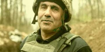 “თაღლითებს ვისაც სელფი გინდათ ფეუსბუქისთვის,ნახეთ სადმე გაჩერებული ტანკი და გადაიღეთ სურათი, მერე აახვიეთ აქედან“ – ვანო ნადირაძე