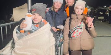 “მეგობრებო, თქვენი დარიცხული თანხა ამ უკრაინელ ოჯახს გადავეცით სრულად”-ექიმი გიორგი ღოღობერიძე