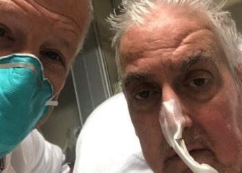 57 წლის კაცი, რომელსაც 2 თვის წინ ღორის გული გადაუნერგეს, გარდაიცვალა