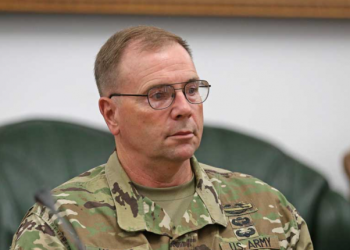 გენერალი ბენ ჰოჯესი: 10-12 დღეში რუსეთის ჯარი პიკს მიაღწევს, შეტევის გაგრძელებას ვეღარ შეძლებს