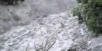 სტიქია რაჭაში – ამბროლაურში ღვარცოფი ჩამოწვა