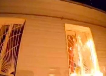 რუსეთში სამხედრო-გამწვევ პუნქტს პროტესტის ნიშნად ცეცხლი წაუკიდეს