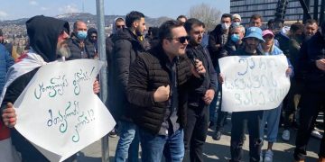 ,,პროტესტი საწვავის ფასს”, ,,არა გაძვირებულ ცხოვრებას”, ,,გამოდით, გამოდით” – აქცია რუსთაველზე