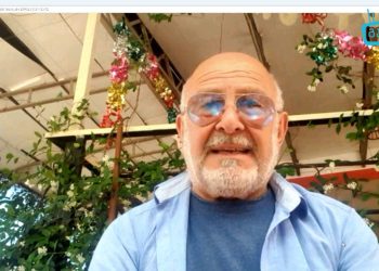 “უბრალოდ ეს ჩემი აზრია ემიგრაციასთან დაკავშირებით!..ვისაც არ მოგწონთ, ჩემი წერილები,თქვენ ან ცივი წყალი დალიეთ ან ..”-თემურ კილაძე