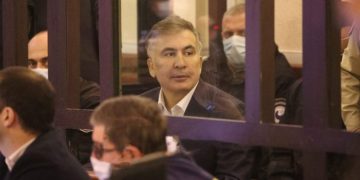 “სჯობს,თქვენ თვითონ გამიღოთ ციხის კარები, სანამ ამას მსოფლიო, ქართველი ხალხი და საერთაშორისო სასამართლო ფორუმები გაიძულებენ” – სააკაშვილი