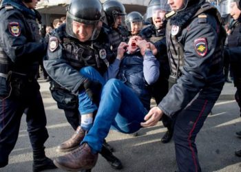 მოსკოვის იზოლატორები გადაივსო..მანქანებში ხალხი უკრაინის ჰიმნს მღეროდა!