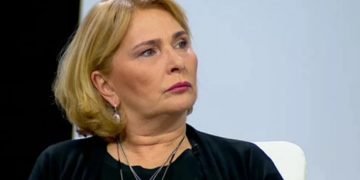 “რა აუცილებლობას წარმოადგენს შუა ომის დროს ამ თემაზე საუბარი? მაინცდამაინც ახლა რატომ არის ეს აუცილებელი?”-ნანა ლორთქიფანიძე