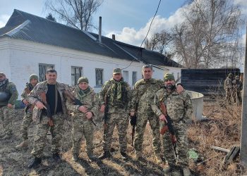 “ვისაც კალაშნიკოვის გამოყენება შეგიძლიათ, ახლა საქართველოს აქ უნდა დაეხმაროთ – უკრაინაში” – ოქრუაშვილი