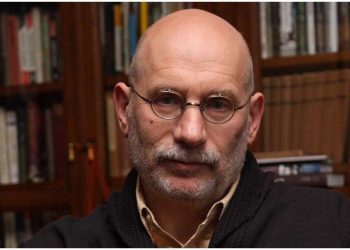 პუტინი ხეპრე და უვიცია, გაუგია რომ ინტერნეტი არსებობს, მაგრამ ცხოვრობს საქაღალდეების სამყაროში: ბორის აკუნინი