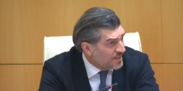 “ჩვენს და თქვენ შორის ვინაც რუსული საქმე გააკეთა, იმის…” – გინება პარლამენტში