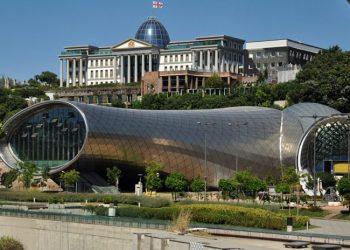 “რიყის დოქები” მეშვიდე მცდელობის შემდეგ  გაიყიდა