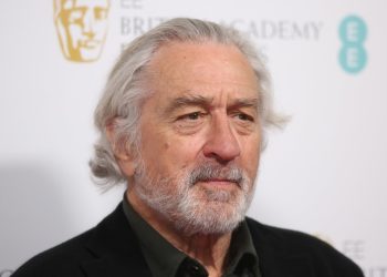 “რაღაც უნდა გავაკეთოთ ამ აგრესიის შესაჩერებლად” – რობერტ დე ნირო უკრაინაში ომზე