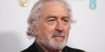 “რაღაც უნდა გავაკეთოთ ამ აგრესიის შესაჩერებლად” – რობერტ დე ნირო უკრაინაში ომზე