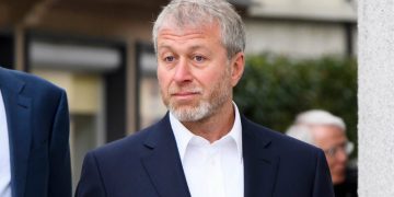 რომან აბრამოვიჩი, რომელსაც ეკონომიკური სანქციები მნიშვნელოვნად შეეხო, თურქეთში გაფრინდა