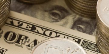 რუსეთში, უცხოური ვალუტის ყიდვისას ფიზიკურ პირებს 30% საკომისიოს გადახდა მოუწევთ