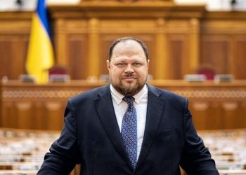 უკრაინის რადის თავმჯდომარე, რუსლან სტეფანჩუკი ქართველ დეპუტატებს მიმართავს:”გამარჯობა, გენაცვალე!დაგავიწყდათ დიდი შოთა რუსთაველის სიტყვები – მტრებს შორის უარესი ის არის, ვინც მეგობარივით გექცევა?!