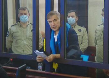 “ფუი იმ ქვეყანას, სადაც ბახვა ჩიქობავას აცხადებენ სისხლის სამართლის დამნაშავედ!” – სააკაშვილი